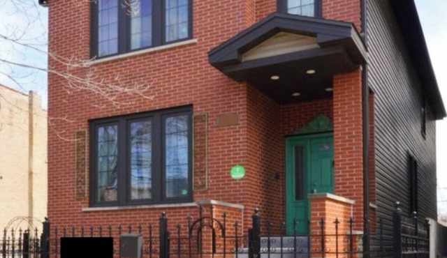 Stunning 4-Bed 4-Bath Home - Prime Location OHare & Downtown <25-min, Free PRKNG