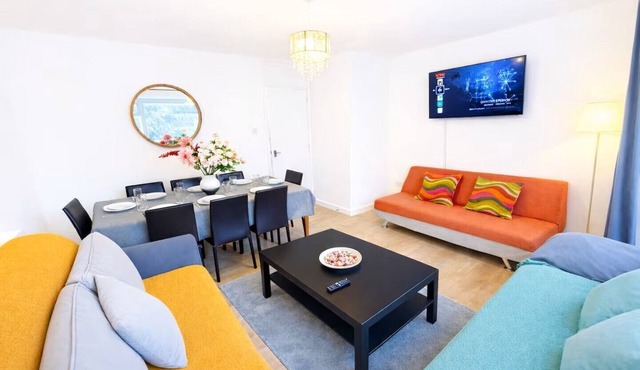 Stunning 4 bedrooms house next to Excel, London City and O2 Greenwich