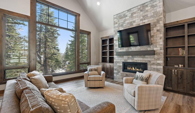 Stunning 4 BR Estate Home