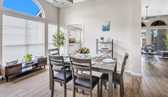 Stunning 4BR Home w/ Patio & Garage - Pet Friendly