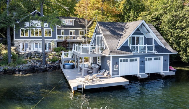 Stunning 5 bed 6 bath cottage on Lake Joseph with Boathouse