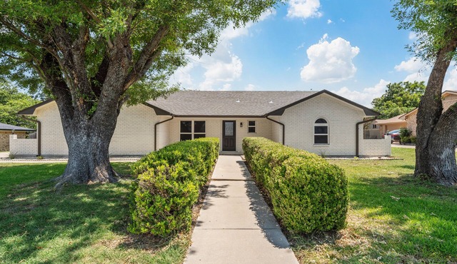 Stunning 5-Bedroom Home with Private Pool Harker Heights near Fort Hood