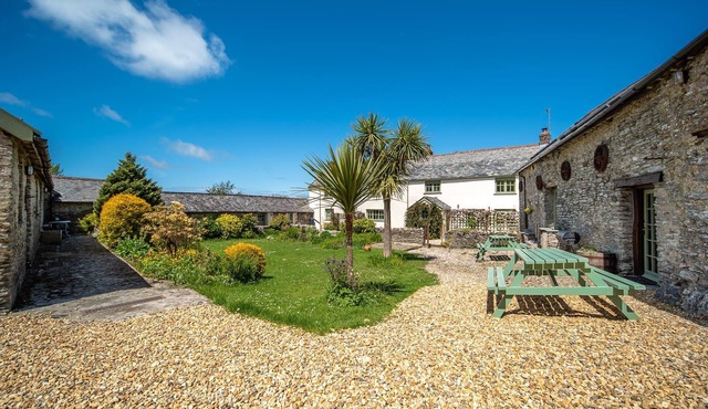 Stunning 5-bedroom farmhouse within easy reach of North Devon beaches