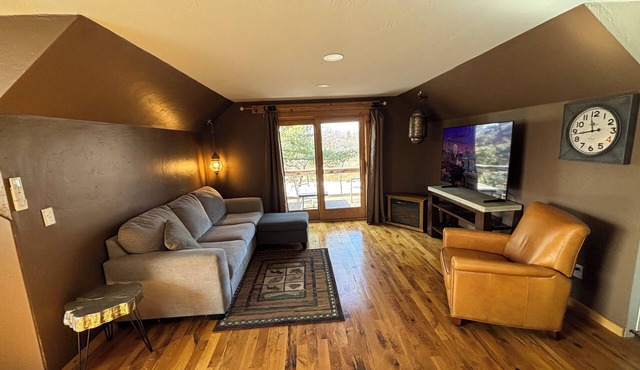 *STUNNING!* 5 Star! Modern cottage/cabin getaway Lake Minnetonka/Wayzata