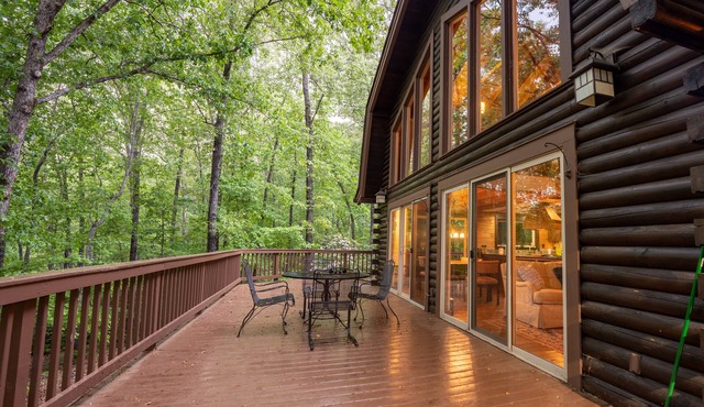 Stunning 5BR Lodge - Hot Tub & Table Rock Views