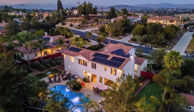 Stunning 5BR Resort w/Game Room, Pool & Hot Tub!