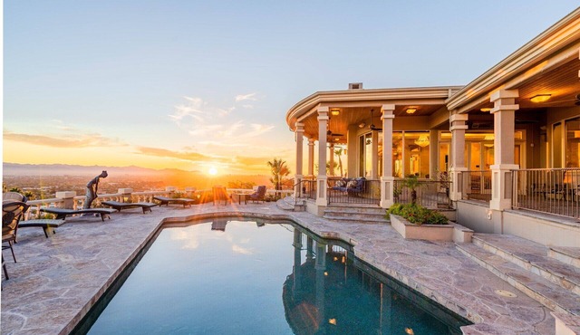 Stunning 6 Bedroom Mansion with Panoramic Views on Camelback Mountain