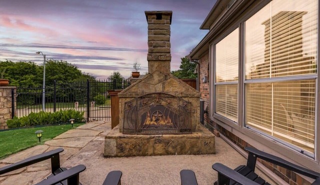 Stunning 6BR, Pool - Great for Big Groups
