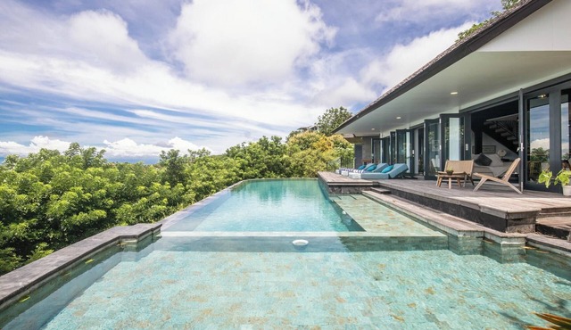 Stunning 6BR Villa 5 Mins to Bingin