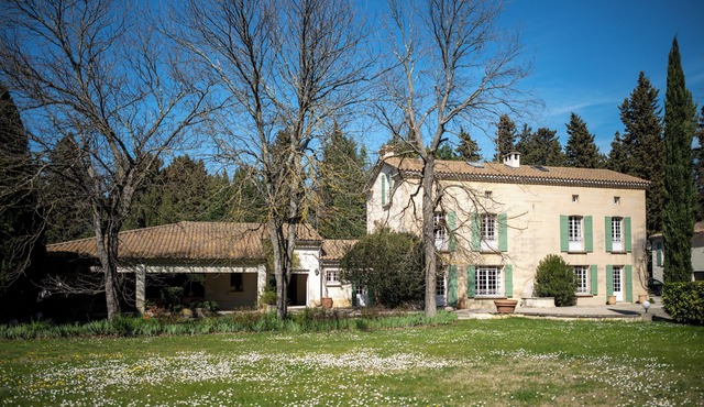 Stunning 7 bedroom Villa with pool in Provence, in the South of France.