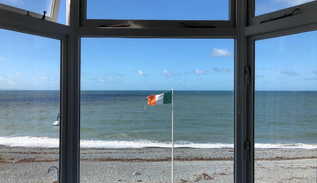Stunning Aberystwyth South Beach Apartment