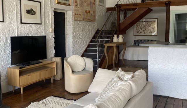 Stunning and Spacious Loft-Style Apartment in Historic Auburn