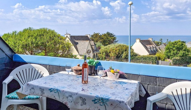 Stunning apartment in Clohars Carnoet with WiFi