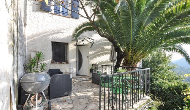 Stunning apartment in Saint-Jeannet