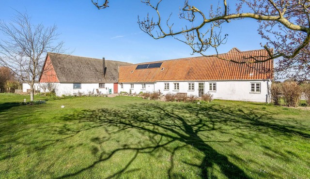 Stunning apartment in Nørre Alslev