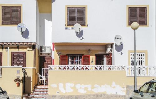 Stunning Apartment In Orihuela Costa
