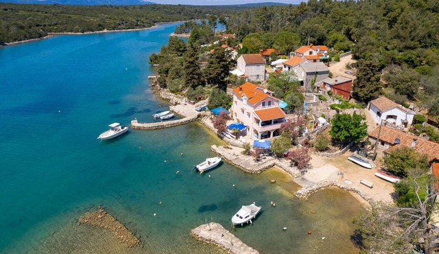 Stunning apartment in Punta Kriza