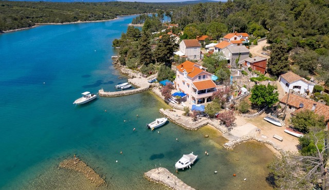 Stunning apartment in Punta Kriza