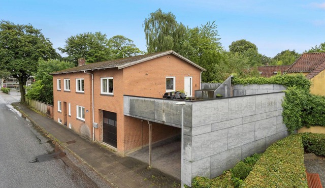 Stunning apartment in Kjellerup