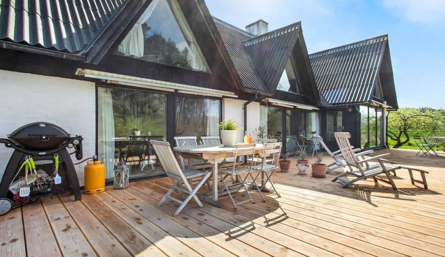 Stunning apartment in Gudhjem