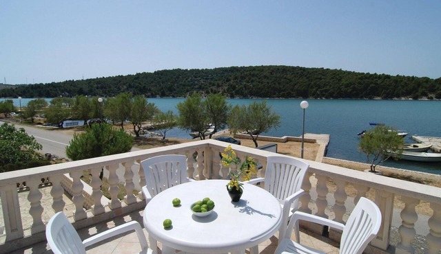 Stunning apartment in Jadrtovac
