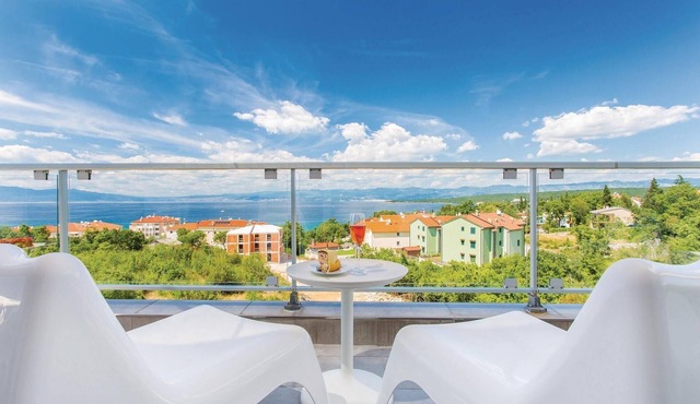 Stunning apartment in Malinska