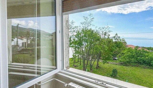 Stunning apartment in Icici with WiFi