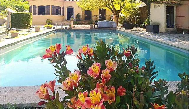 Stunning Apartment In Mornas With Wifi