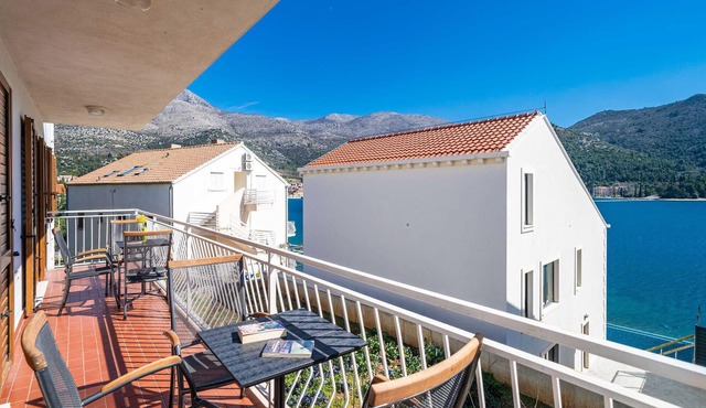 Stunning apartment in Slano with WiFi