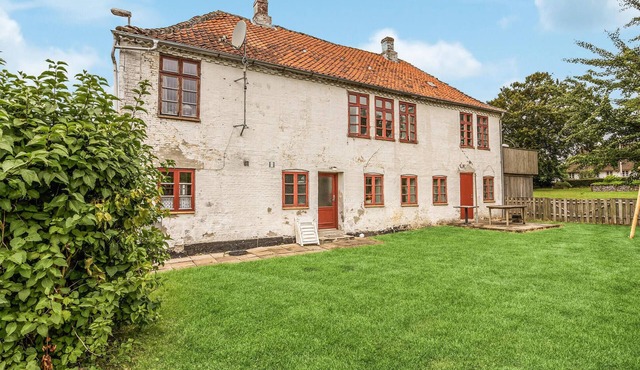 Stunning apartment in Sydals with WiFi