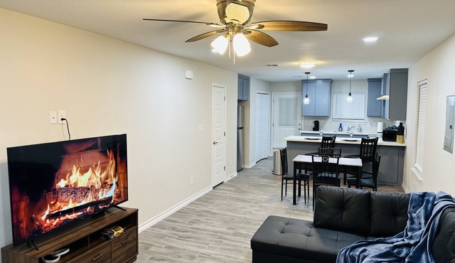 Stunning Apt/Free parking/Wi-Fi