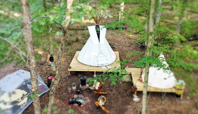 Stunning Authentic Tipi with Incredible Amenities for an Amazing Glamping Getaway near Fresno, Ohio