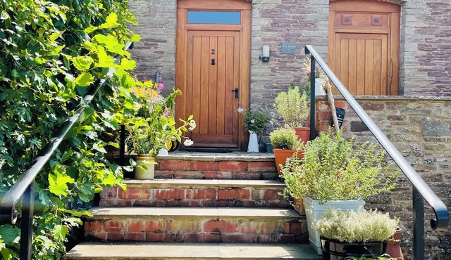 Stunning barn conversion with views close to Hay-on-Wye