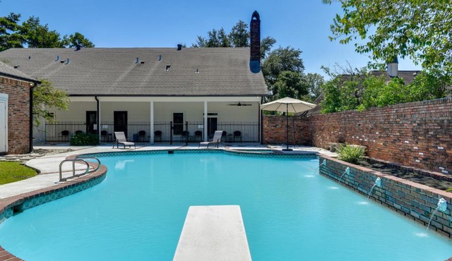 Stunning Baton Rouge Home with Pool Near LSU!