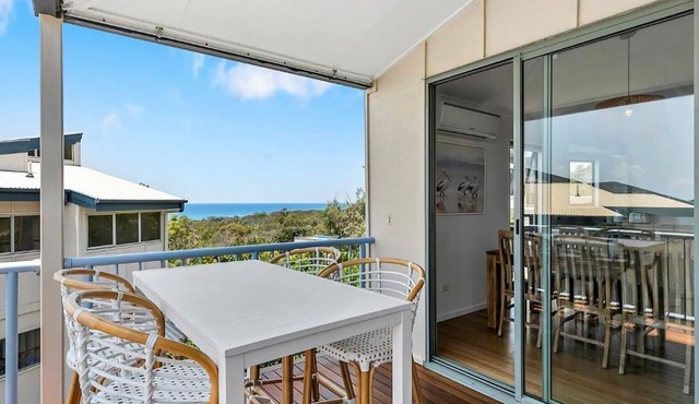 Stunning Beach Front Villa at Castaway Cove