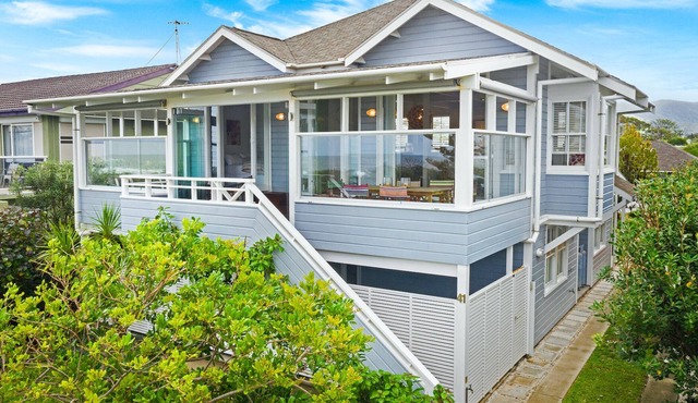 Stunning beach views, steps to the sand
