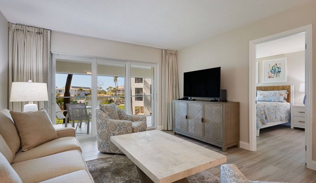 Stunning Beachfront Residence at The Sanibel Inn- Resort Amenities Included!