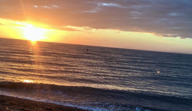 Stunning beachfront cabin a stones throw to the beach