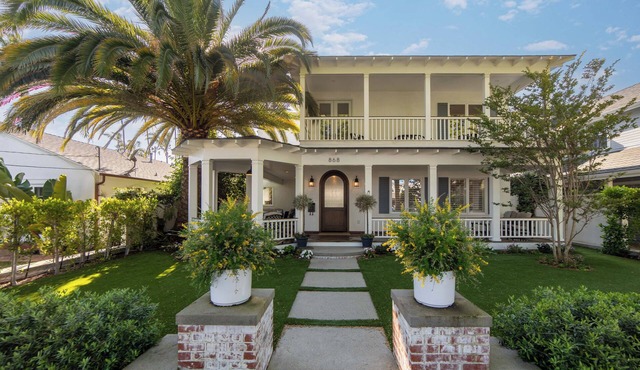 Stunning Beachside Living at 868 J Ave, Coronado nnFor Rent
