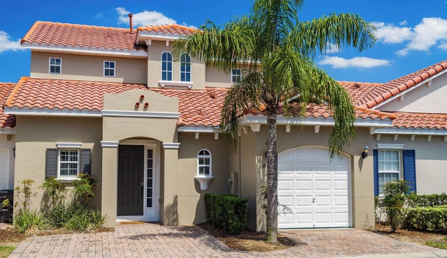 Stunning, boutique 3 bed/3.5 bath home on the gated resort of Tuscan Hills