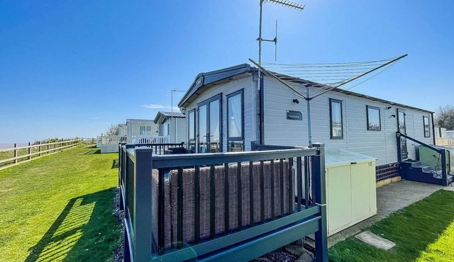 Stunning caravan full sea views at Broadland Sands Holiday Park ref 20285BS