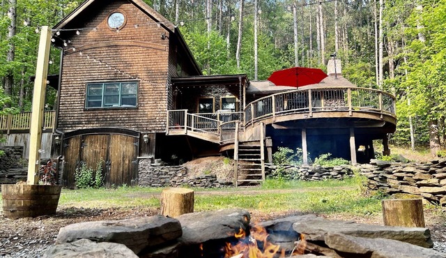 Stunning Catskills Cabin Hiking Lakes Views