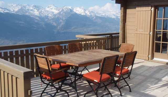 Stunning chalet with jaw-dropping views.