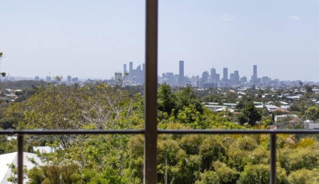 Stunning CityView 5BR w/Balcony near Malls/Uni/CBD