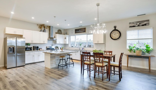Stunning Clovis Home ~ 1 Mile to Old Town!