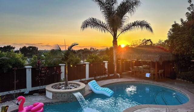 Stunning Coastal Breeze Retreat - Pool, Spa, Firepit, Ocean Views, Games