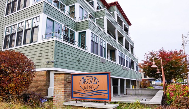 Stunning Condo w/Channel Views in the highly