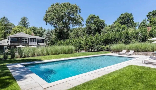 Stunning Contemporary Sag Harbor Estate, Minutes to Sag Harbor Village,.