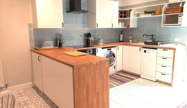 Stunning Cottage on the Edge of the Cotswolds