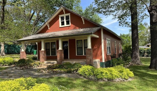 Stunning Cottage in Old Town Cotter
